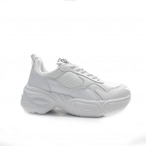 sneakers con volumen de piel blanca ,marca No Name