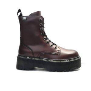 botin de cordones estilo mulitar en piel burdeos y plataforma ,marca coolway
