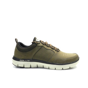 Zapatos de cordones cruzados en color camel y suela clara,marca skechers