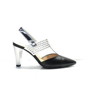 zapatos de vestir combinados negro y blanco cerrados de punta y con tacon fino,marca hispanitas