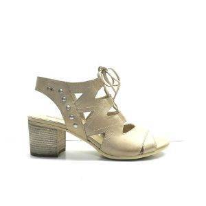sandalias de piel en color beig abrochadas con talon y puntera abierta ,marca nero giardini
