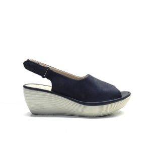 sandalias de cuña en nobuk de color azul marino ,marca clarks