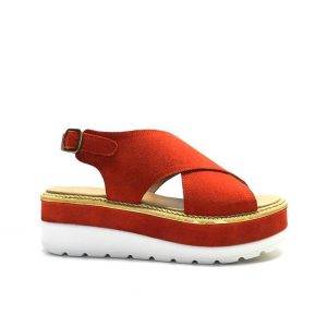 sandalias de ante rojo cruzadas con plataforma al tono,marca hangar