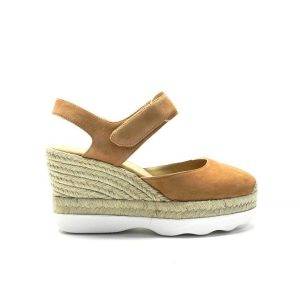 sandalias atadas al tobillo cerradas de punta en ante cuero con cuña de yute,marca unisa