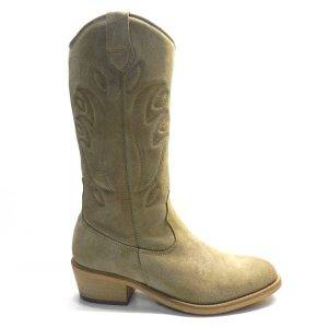 bota campera de piel de serrage de la marca Team shoes en color taupe.