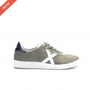 sneakers de color vison y blanco,marca munich