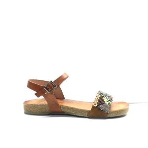 sandalias anatomicas de color marron y adornos etnicos, marca porronet