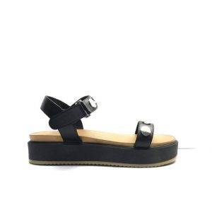 sandalias planas con plataforma de color negro con adornos plata ,marca inuovo