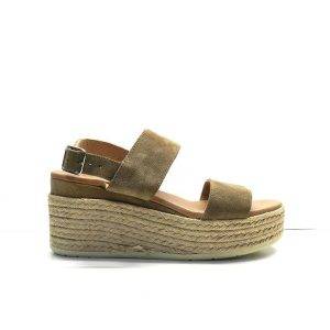 sandalias de dos tiras en color camel con plataforma de yute,marca escala