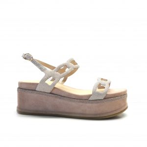 sandalias con plataforma forrada y dos tiras caladas con brillo de la marca Alma en Pena.