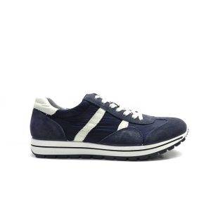 sneakers de nylon en color azul marino, marca imac