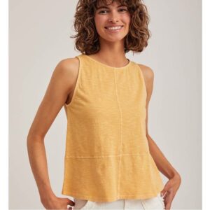 Top de la marca Mi&Co, modelo Arbol en color amarillo.  Camiseta en algodón flamé  de cuello redondo sin mangas. Detalle de costuras visibles. 