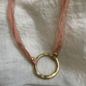 Collar Seda Escala