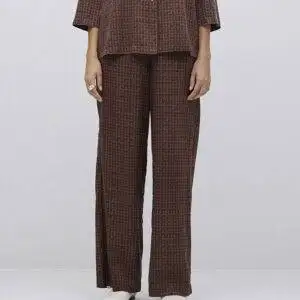 Pantalón Yerse 42811 Chocolate - Escala Sabates