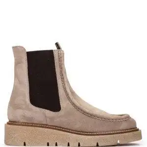 Botín Weekend by Pedro Miralles Bristol Arena - Escala Sabates